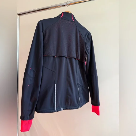 Running Room Running Jacket - Picture 8 of 9